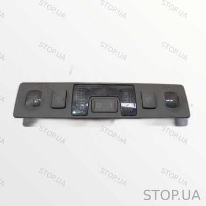 4B0947111 плафон освещения салона 4B0947111 Задний плафон освещения салона