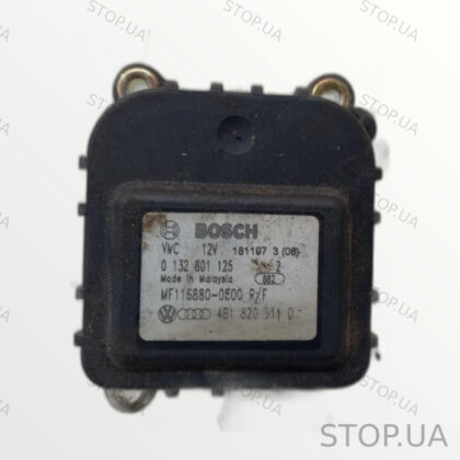 4B1820511D привод заслонки печи Привод заслонки печки Audi A6 C5 SKU 4B1820