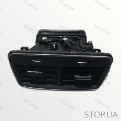 4K0819203C воздушный дефлектор Воздушный дефлектор Audi Q8 e-tron 2019-2024