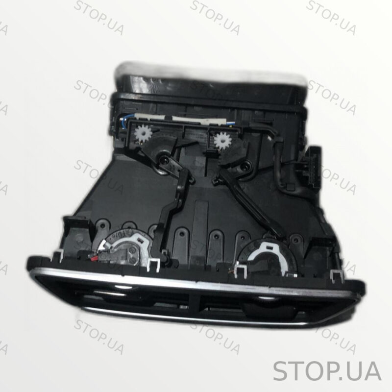 4K0819203C воздушный дефлектор Воздушный дефлектор Audi Q8 e-tron 2019-2024 — изображение 2