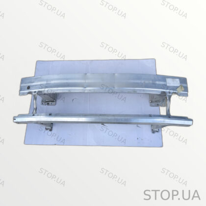 4KE807109 усилитель переднего бампера Усилитель переднего бампера Audi Q8 e