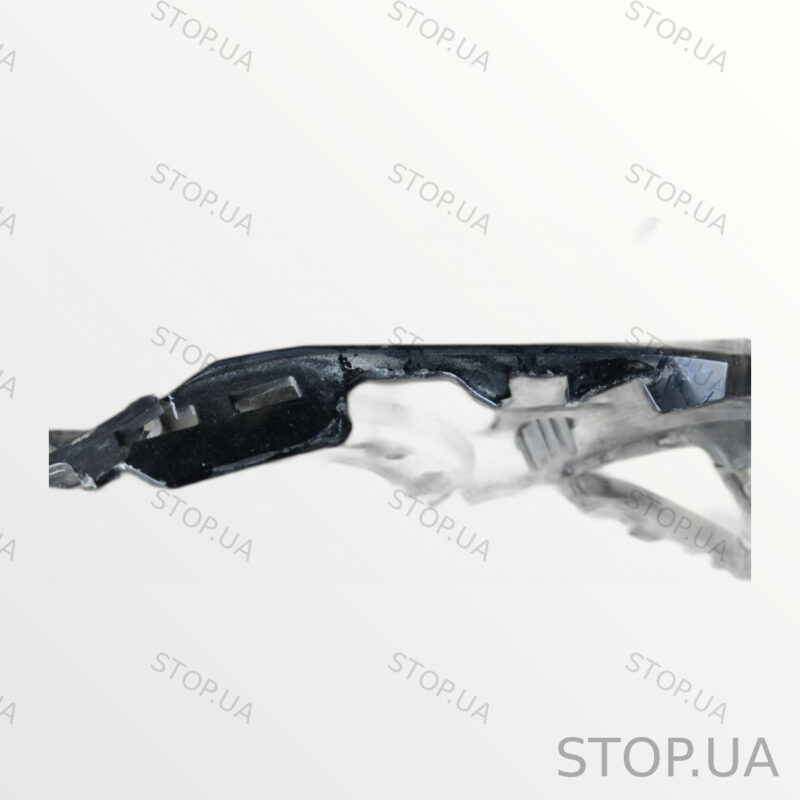 4KE807437 передний бампер Бампер передний Audi Q8 e-tron 2019-2024 (с дефек — изображение 9