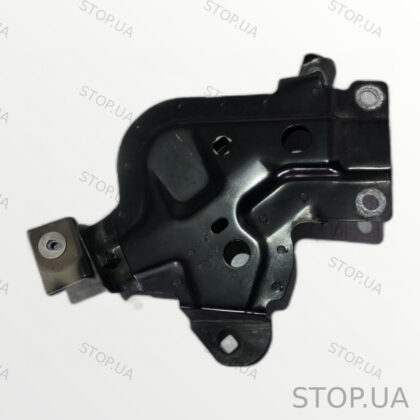 4KE821149 кронштейн переднего левого крыла Кронштейн переднего левого крыла