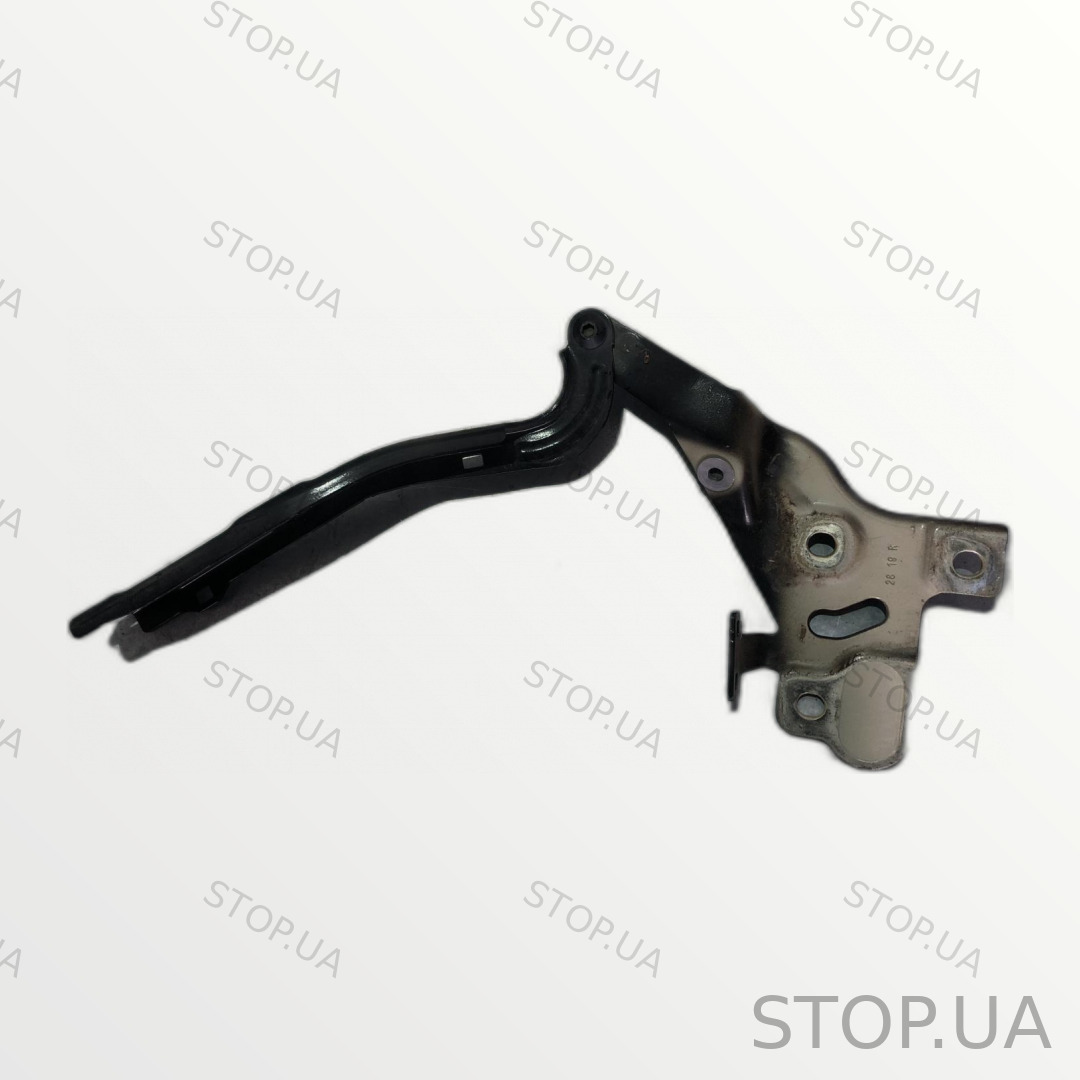 4KE823302 петля капота правая Петля капота правая Audi Q8 e-tron 2019-2024