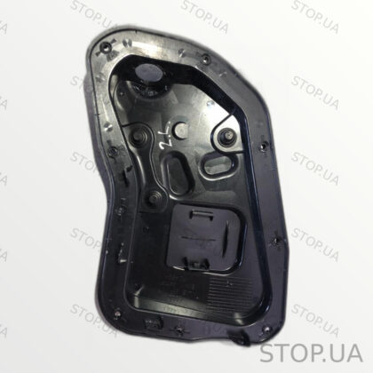 4KE839103 накладка внутренней панели двери Накладка внутренней панели задне