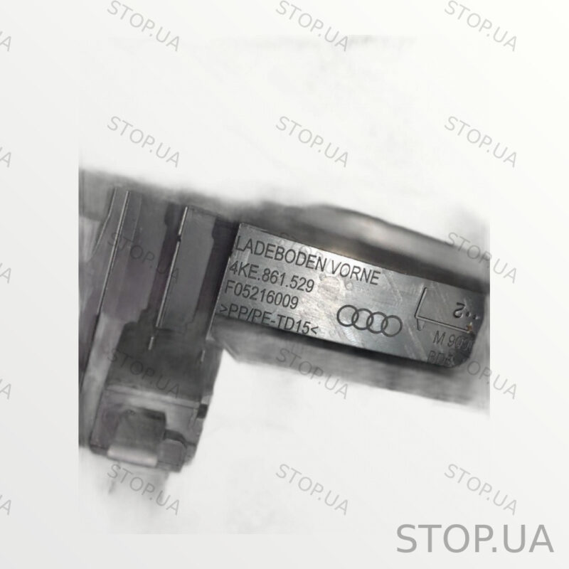 4KE861529 накладка багажного отделения Накладка в багажнике Audi Q8 e-tron — изображение 2