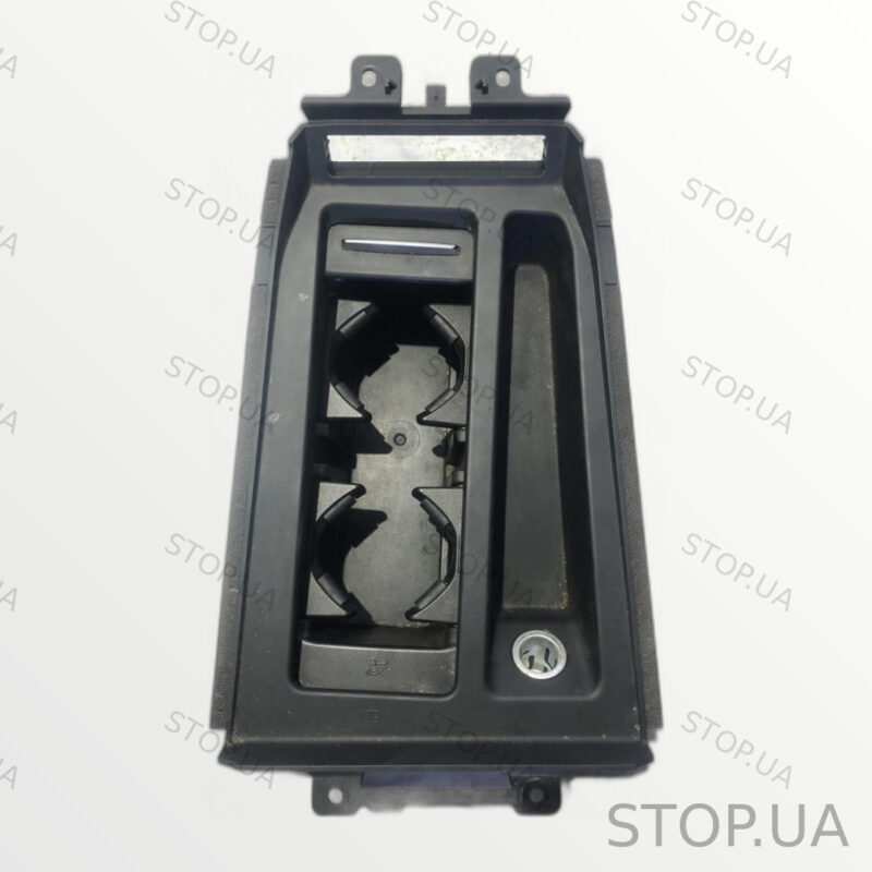 4KE862533D подстаканник консоли Подстаканник консоли Audi Q8 e-tron 2019-20