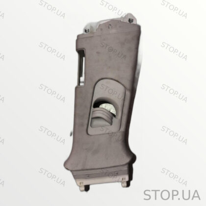 4KE867244B накладка стойки правая Накладка правой стойки Audi Q8 e-tron 201