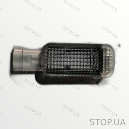 4KE947409 плафон салонный Плафон салона Audi Q8 e-tron 2019-2024 SKU 4KE947