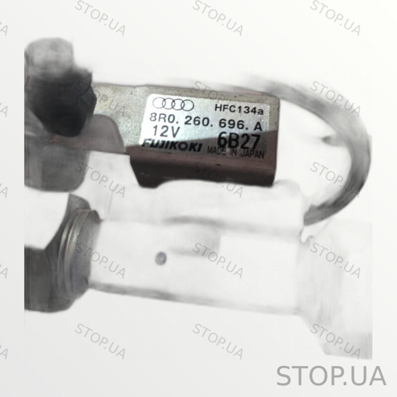 4KL816720G трубопровод с клапаном Трубопровод с клапаном Audi Q8 e-tron 201 — изображение 3
