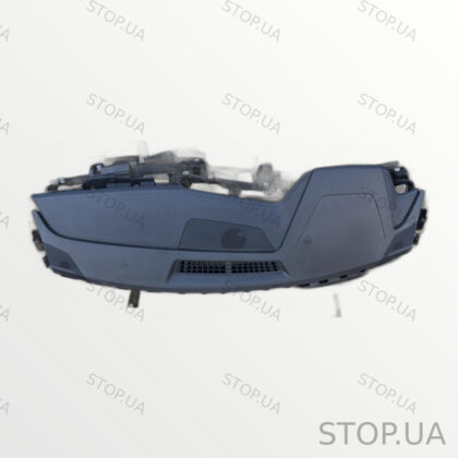 4KL857001E24A панель салона передняя Панель салона передняя (торпедо) Audi