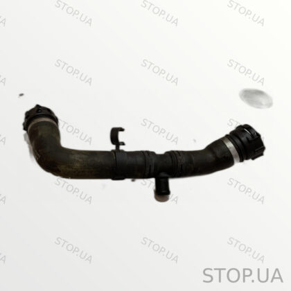 4L0121051B патрубок системы охлаждения Патрубок системы охлаждения Audi Q7