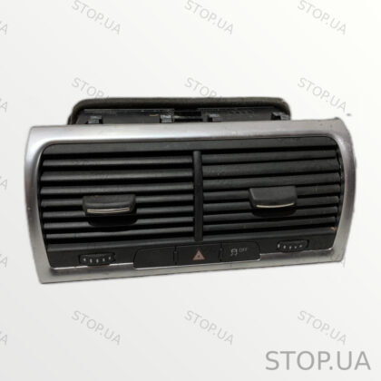 4L0820951 вентиляционная решетка центрального дефлектора Вентиляционная реш