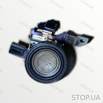 4M0035399N динамик передней правой стойки верхний Динамик передней правой с