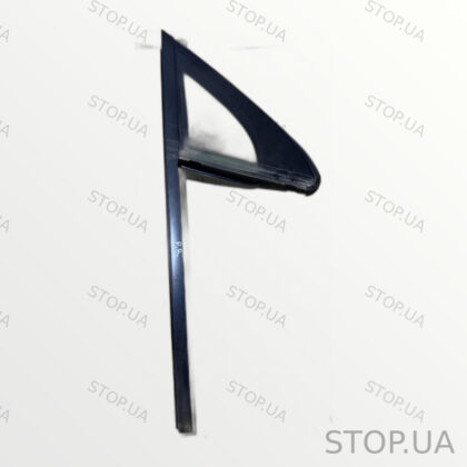 4M0845114 стекло форточки передней правой двери 4M0845114 Стекло треугольно