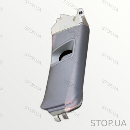 4M0867287D накладка центральной стойки верхняя левая Накладка верхней левой