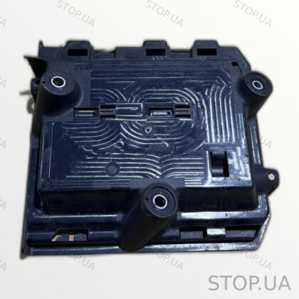 4M0907650A кронштейн блока управления двигателем Кронштейн блока управления