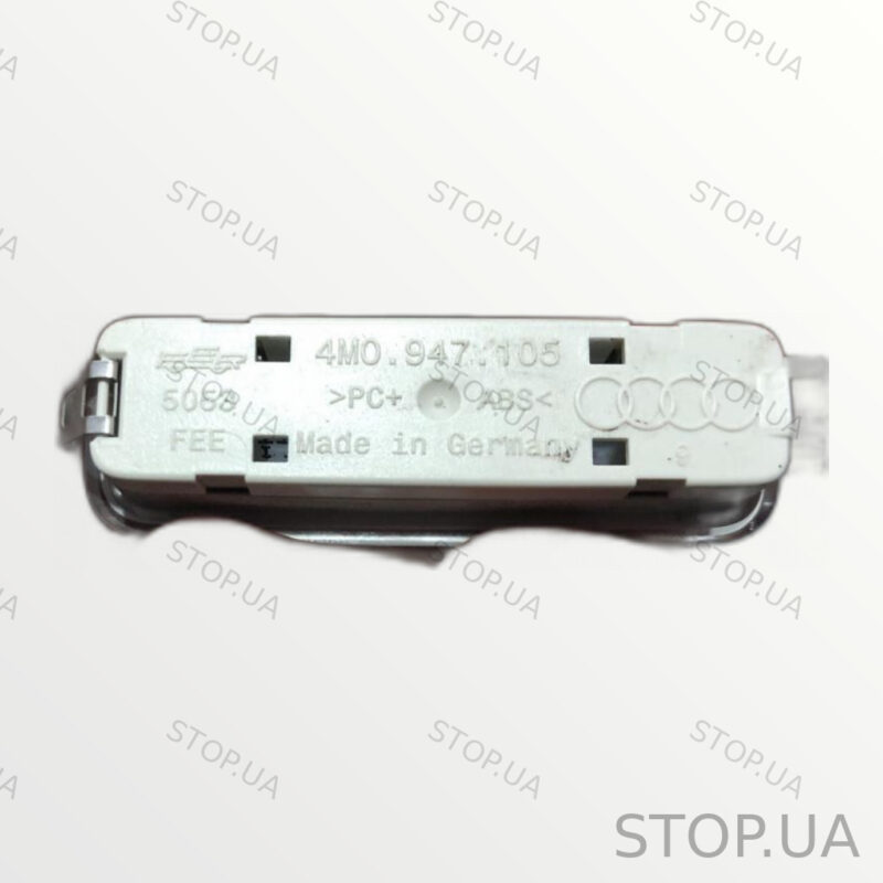 4M0947105 плафон подсветки салона 4M0947105 Плафон подсветки салона Audi Q8 — изображение 2
