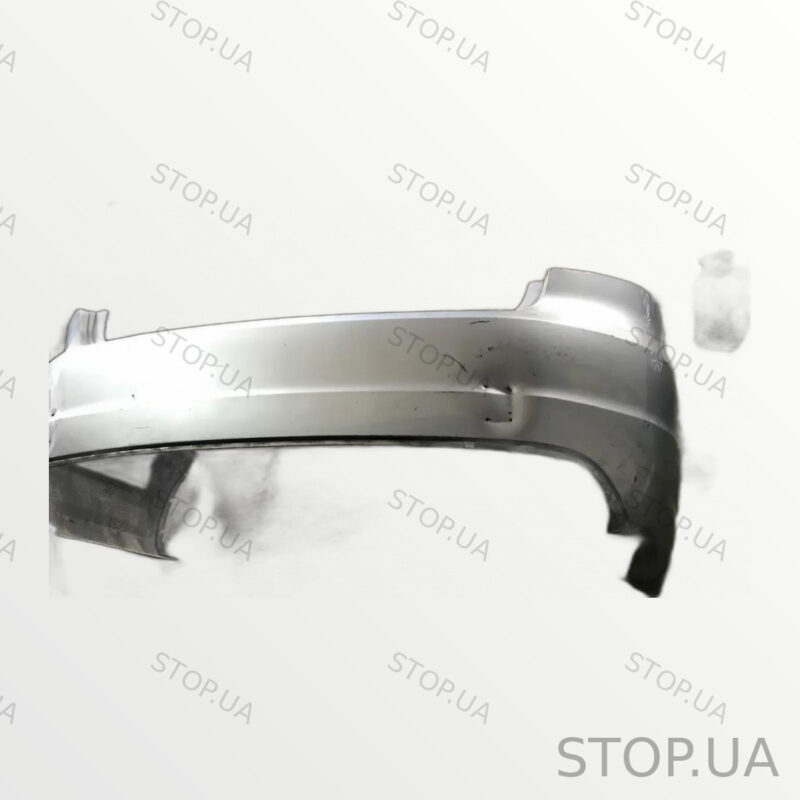 561807421 задний бампер Volkswagen Passat B7 USA задний бампер с дефектом S