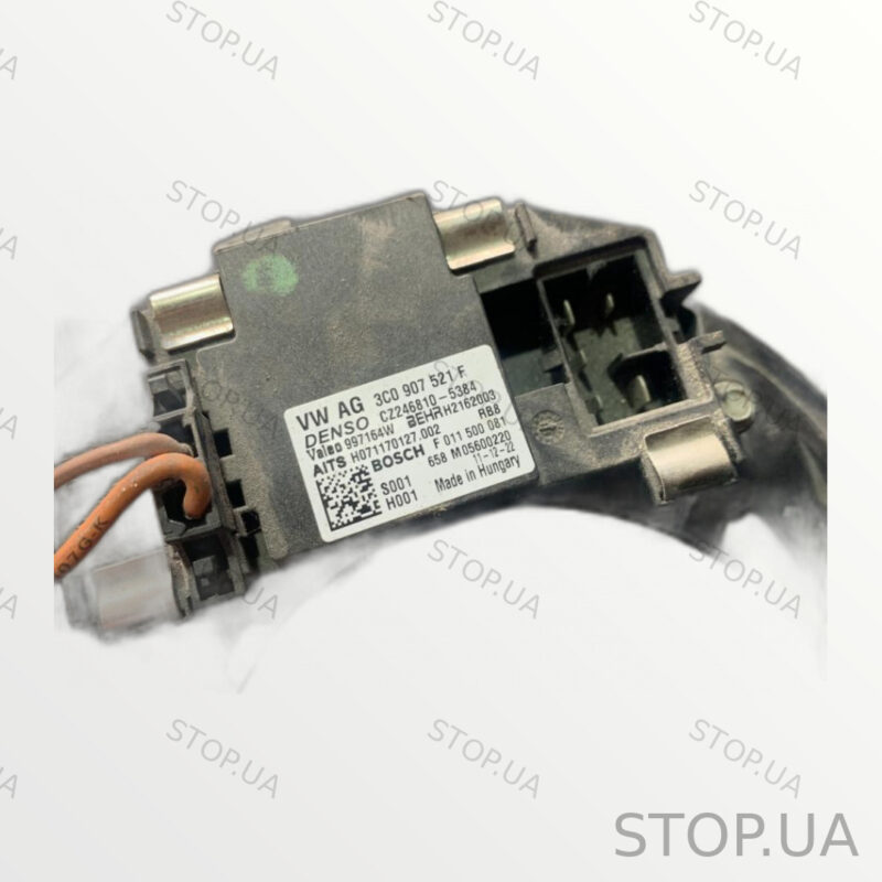 561820015A моторчик вентилятора печки Моторчик вентилятора печки Volkswagen — изображение 2