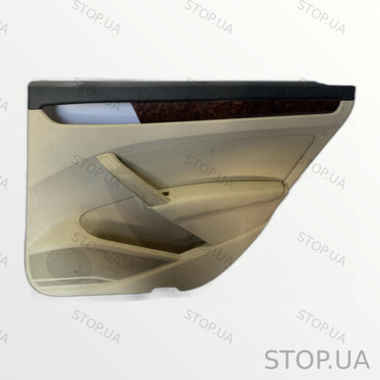 561867212A карта задней правой двери Volkswagen Карта задних правых двери V