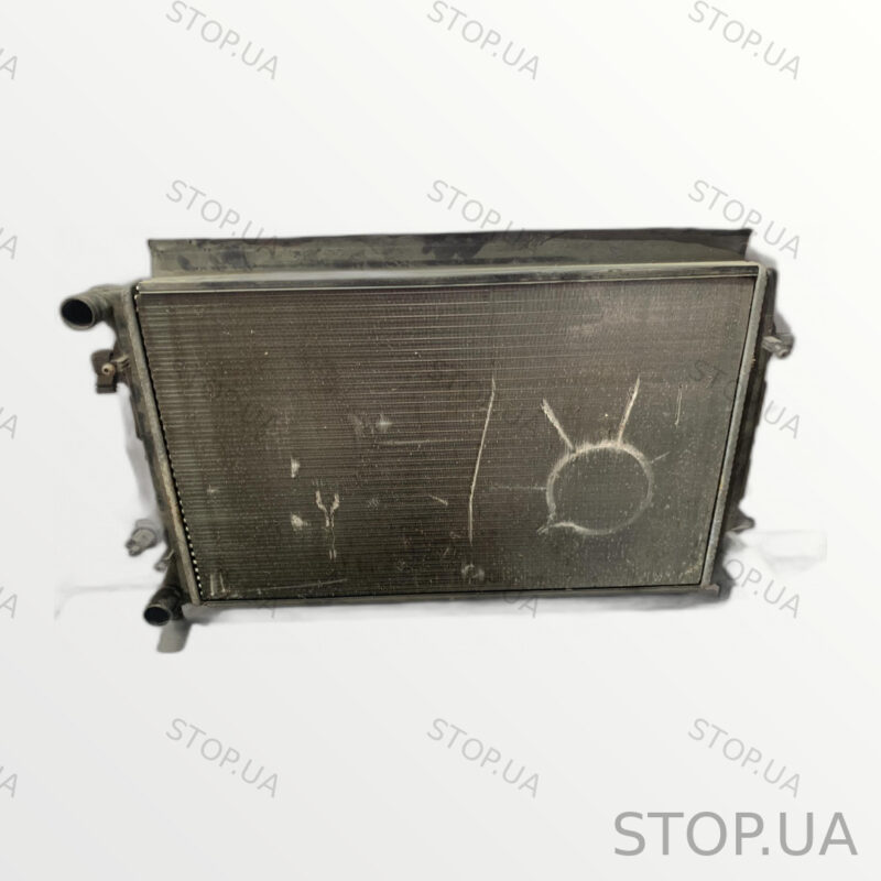 5C0121251F радиатор охлаждения двигателя 5C0121251F Радиатор охлаждения дви