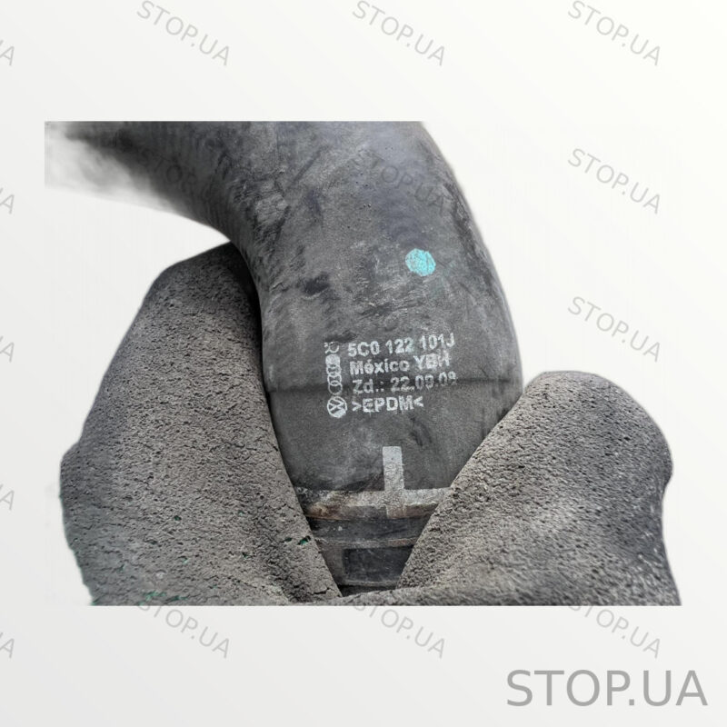 5C0122101J патрубок охлаждения верхний Патрубок охлаждения верхний Volkswag — изображение 2