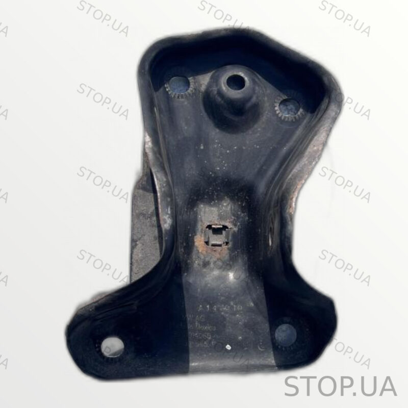 5C0501545B кронштейн задней балки левый 5C0501545B Кронштейн задней балки л