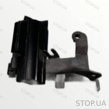 5C0971812 кронштейн проводки стартера Volkswagen Passat B7 (2010)