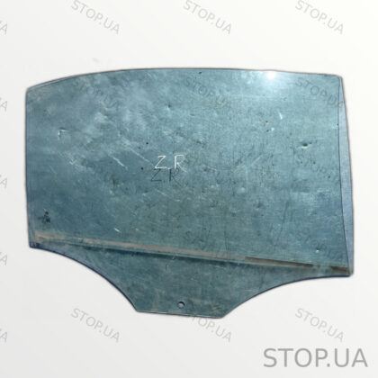 5C6845026 стекло двери задней правой Стекло двери задней правой Volkswagen