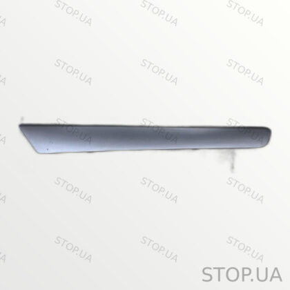 5C6867440A молдинг двери передней правой Молдинг двери передней правой Volk