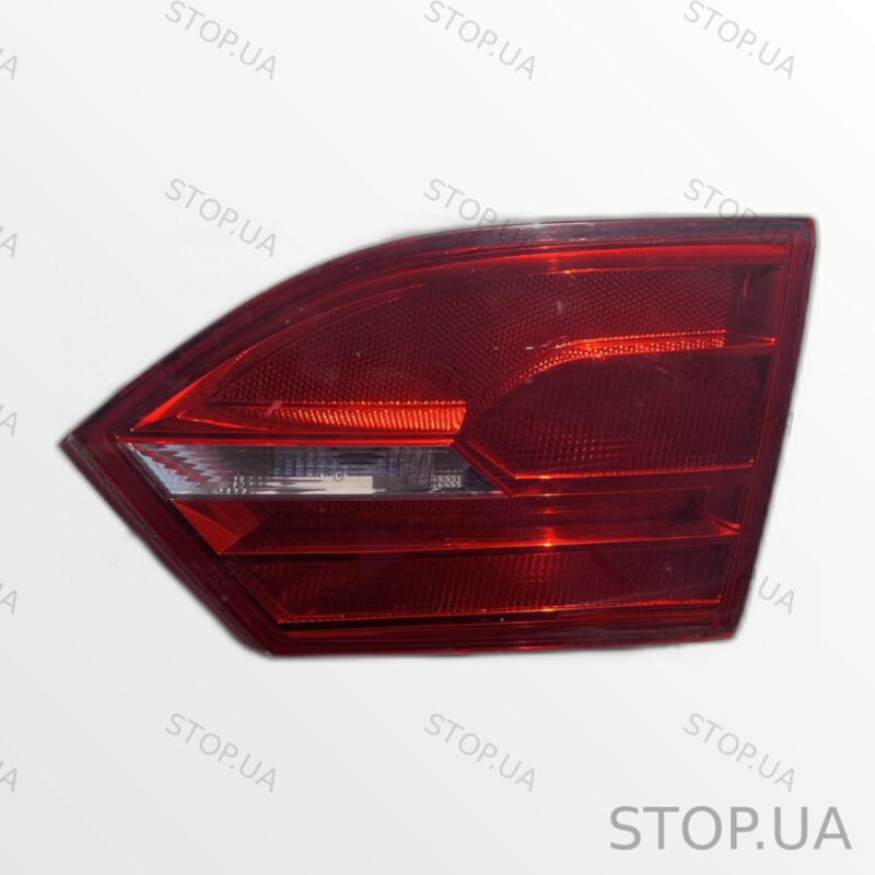 5C6945094 внутренний правый фонарь 5C6945094 Фонарь внутренний правый Volks