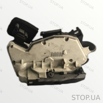 5E0839016 замок двери задней правой Замок двери задней правой Skoda Octavia