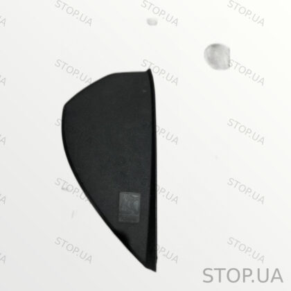 5E0857504 заглушка торпедо правая Заглушка торпедо правая Skoda Octavia A7