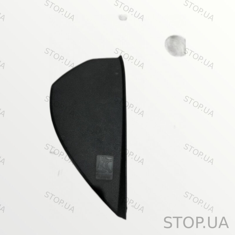 5E0857504 заглушка торпедо правая Заглушка торпедо правая Skoda Octavia A7