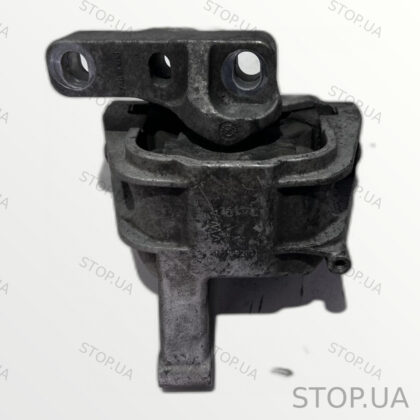 5N0199262 подушка двигателя Подушка двигателя 2.0 TSI Volkswagen Tiguan 09