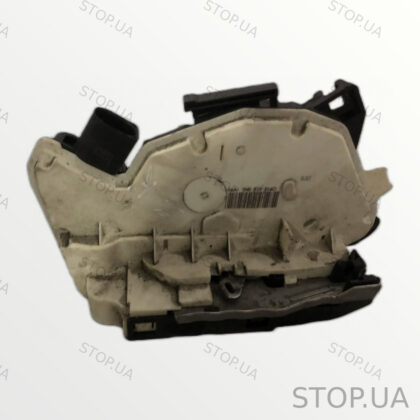 5N0839016D замок двери задней правой Замок двери задней правой Skoda Superb