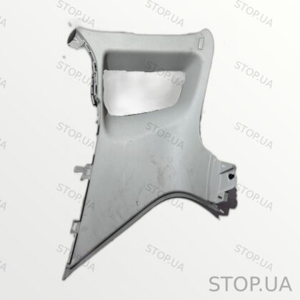 5N0867288 обшивка задней правой стойки Обшивка задней правой стойки Volkswa