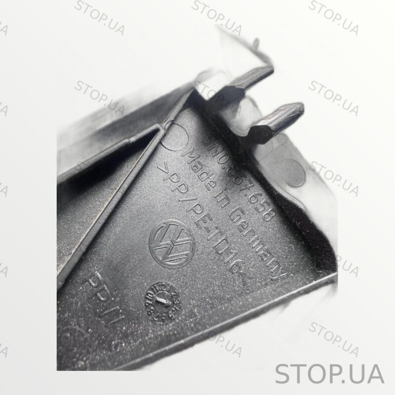 5N0867658 заглушка обшивки крышки багажника правая Заглушка обшивки крышки — изображение 2