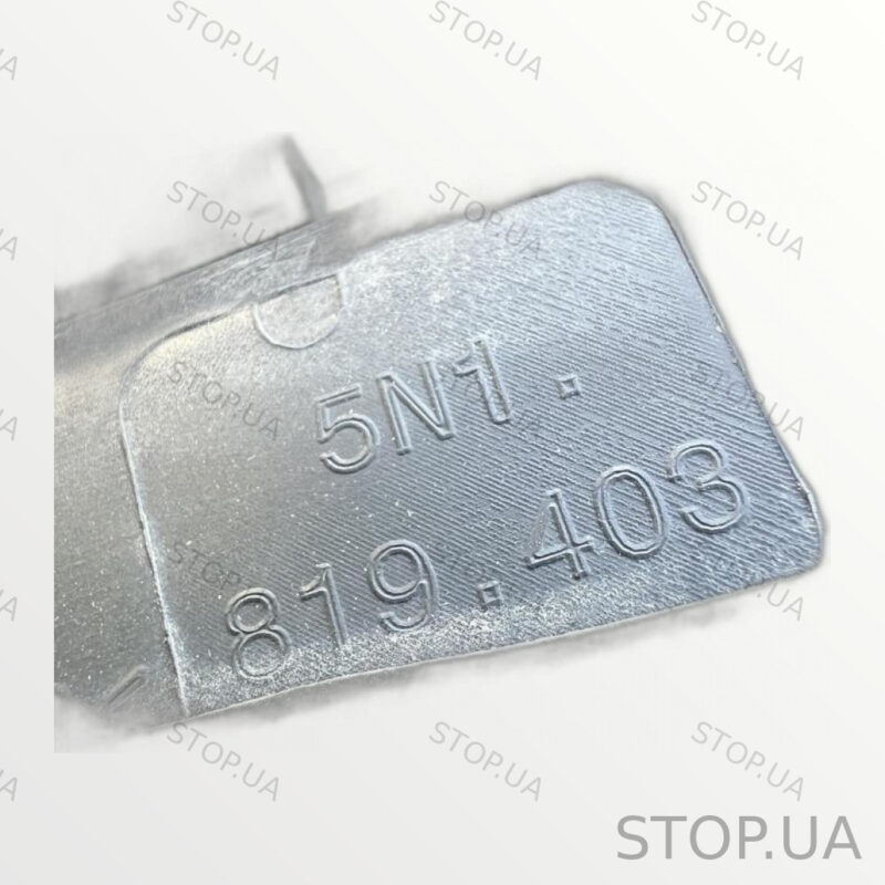 5N1819403 накладка Volkswagen Tiguan (2009–2017) — изображение 3