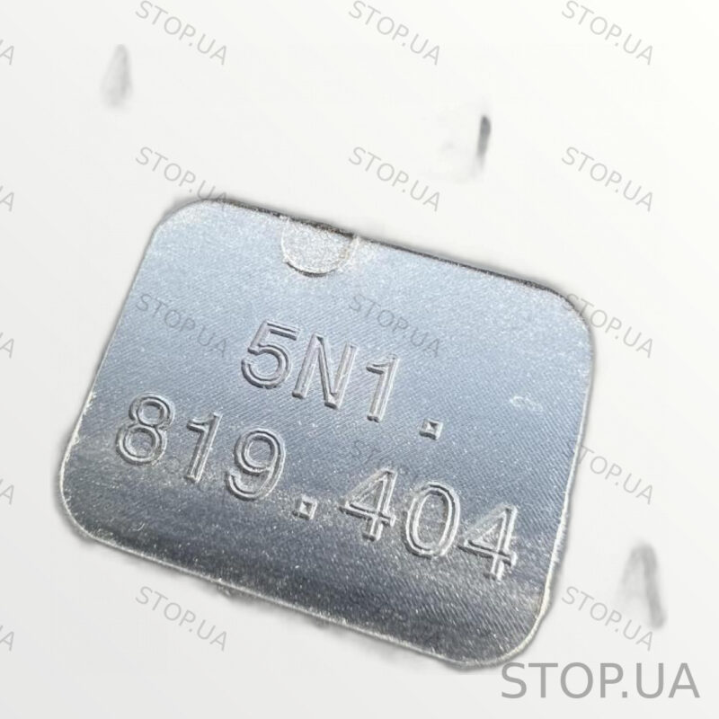 5N1819404 накладка Volkswagen Tiguan (2009–2017) — изображение 3