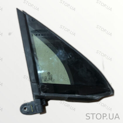 5NN845114 стекло двери передней правой Стекло двери передней правой Volkswa