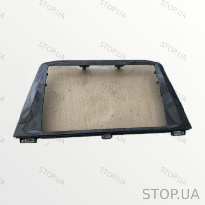 5NN858069B рамка магнитолы Рамка магнитолы Volkswagen Tiguan 16-20 SKU 5NN8