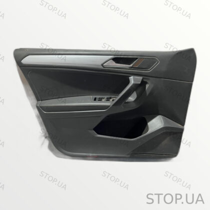 5NN867011 обшивка двери Volkswagen Tiguan 2.0 TSI 2021-2024 обшивка карты д