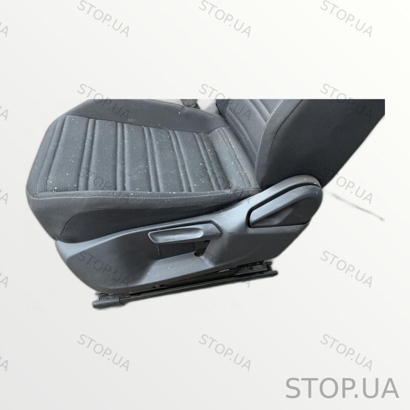 5NN881775 сиденье водителя Сиденье водителя Volkswagen Tiguan 2.0 TSI 2021 — изображение 2
