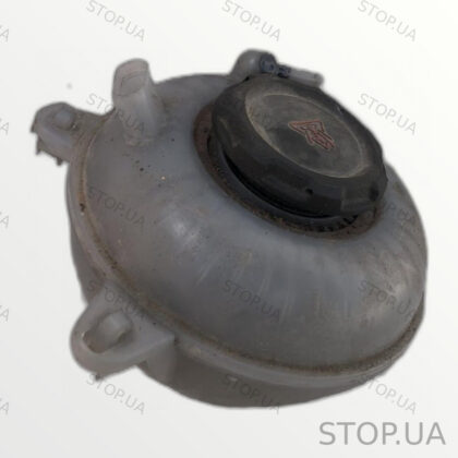 5Q0121407F расширительный бачок Расширительный бачок Volkswagen Tiguan 2016