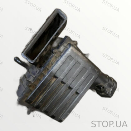5Q0129607AA корпус воздушного фильтра Корпус воздушного фильтра Skoda Super