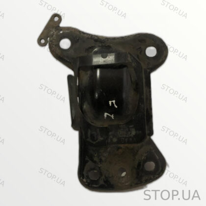 5Q0501475 кронштейн балки Кронштейн балки Skoda Octavia A7 13-17 SKU 5Q0501