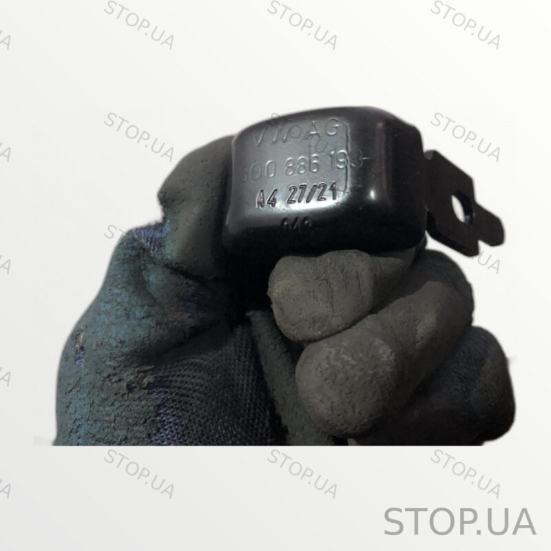 5Q0886193 кронштейн заднего сиденья Volkswagen 5Q0886193 Кронштейн заднего — изображение 2