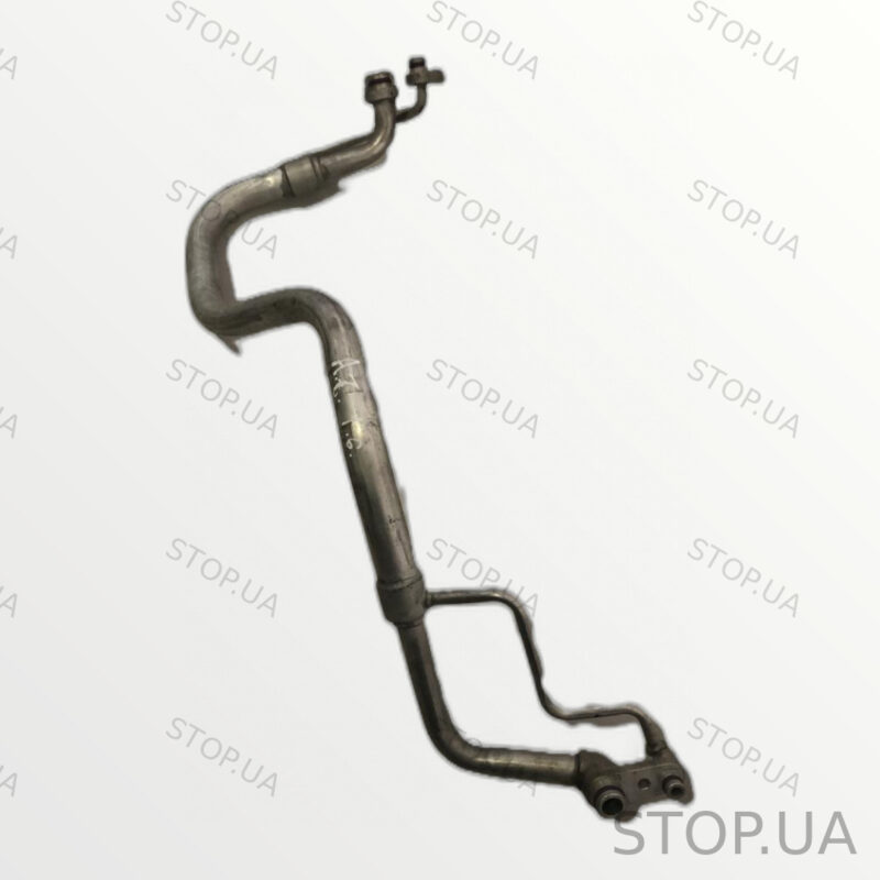 5Q2816738B трубка кондиционера Skoda Octavia A7 2013-2017 трубка кондиционе